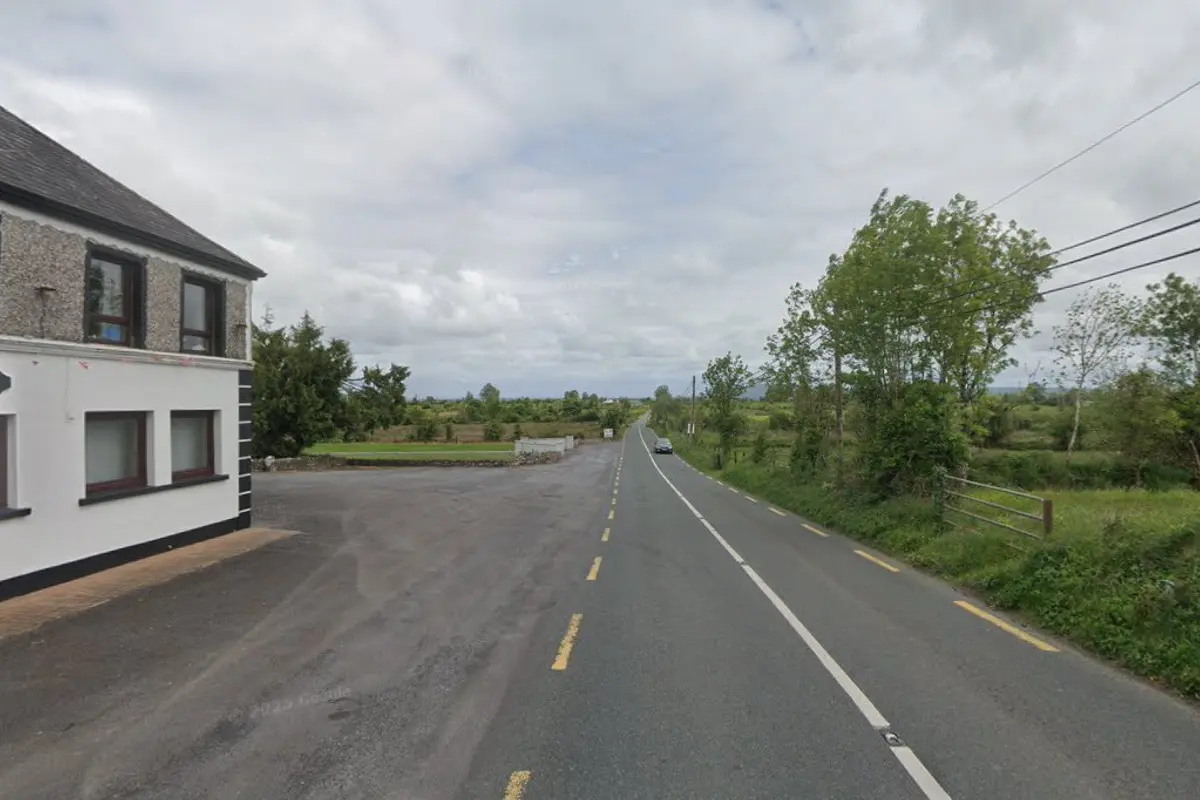The R293 road stretching into the Sligo countryside past Donegan's Pub